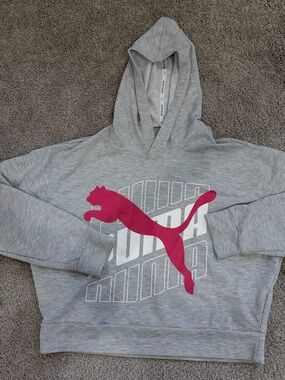 Puma Light Gray Pullover with Subtle Logo Accent